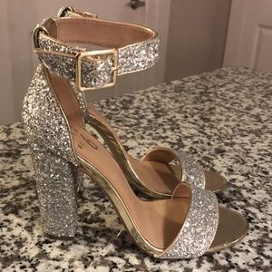 Mix No. 6 (DSW) Silver Metallic Glitter Block Heel
